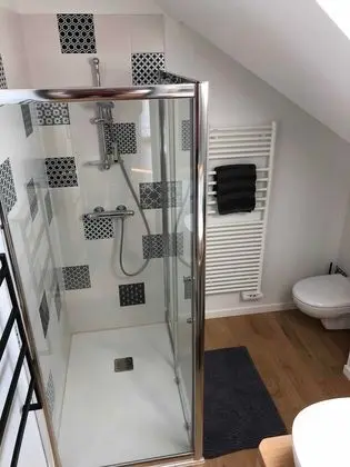 Comfort Tek Büyük Yataklı Oda (L'Epinay)