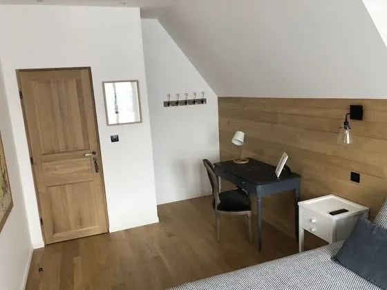 Comfort Tek Büyük Yataklı Oda (Les Ormes)