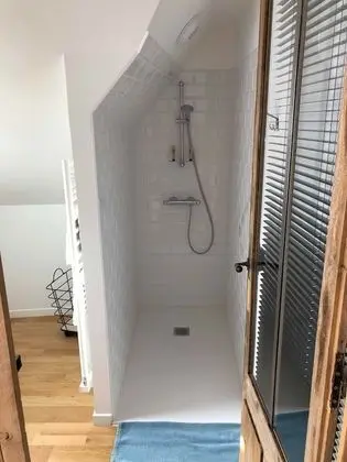 Comfort Tek Büyük Yataklı Oda (Les Ormes)
