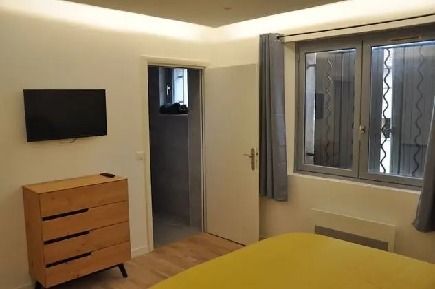Comfort Tek Kişilik Oda, Banyolu/Duşlu, Avlu Manzaralı (Picholine)