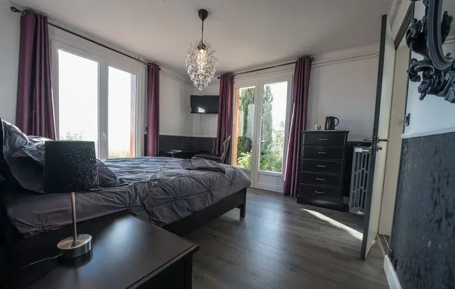 Romantic Oda (Baroque)