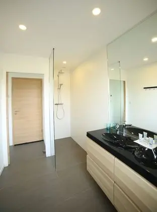 Tek Büyük Yataklı Oda, 1 Büyük (Queen) Boy Yatak, Deniz Manzaralı, Zemin Kat