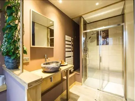 Tek Büyük Yataklı Oda (Exotique)