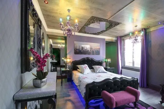 Tek Büyük Yataklı Oda (Venise)