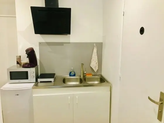 Tek Büyük Yataklı Oda, 1 Büyük (Queen) Boy Yatak, Sigara İçilmez (Zen et Cozy 1)