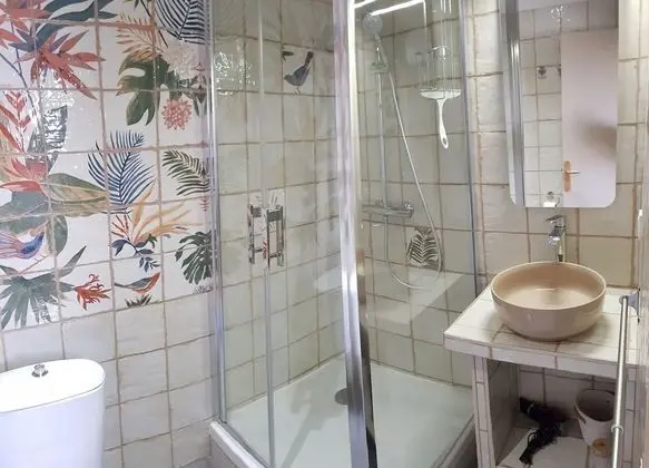 Tek Büyük Yataklı Oda, 1 Çift Kişilik Yatak