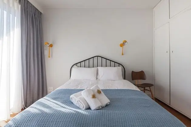 Tek Büyük veya İki Ayrı Yataklı Oda