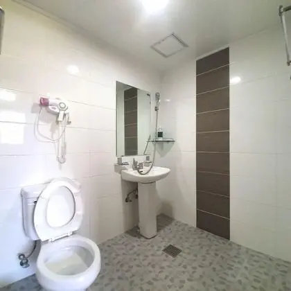 Family Oda (Ondol, Two Rooms)