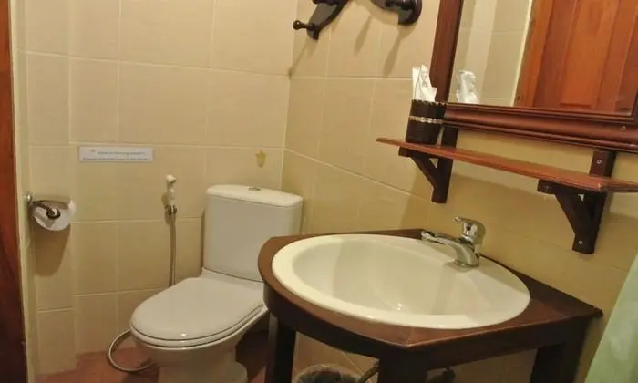 Üç Kişilik Oda, Balkon