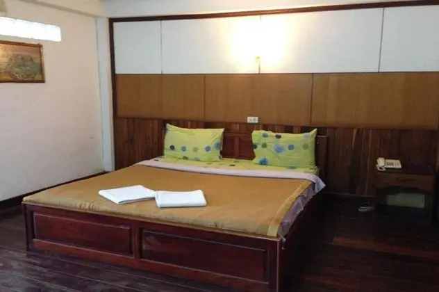Double/Twin Aircondition Room