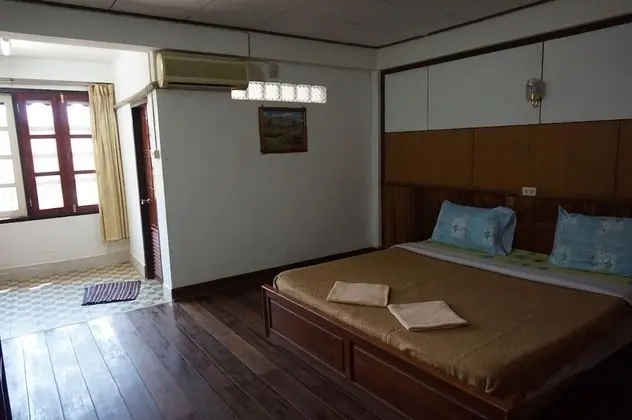 Double/Twin Aircondition Room