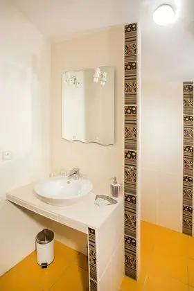 Dört Kişilik Oda, Birden Çok Yatak (Les Crayeres)