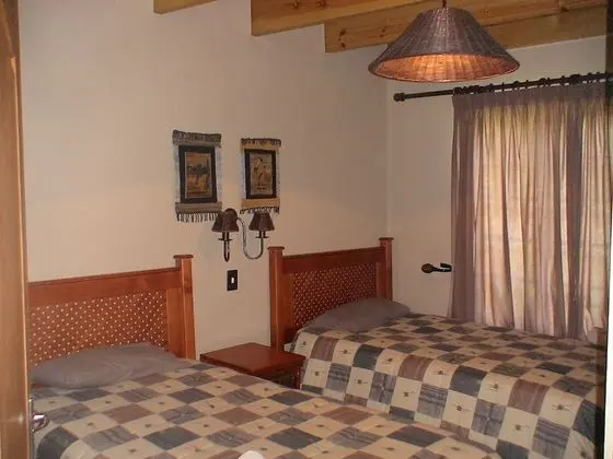 Family Dağ Evi, 4 Yatak Odası (Dbl-Storey Luxury Chalet 8 Sleeper)