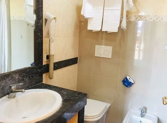 Tek Büyük veya İki Ayrı Yataklı Oda