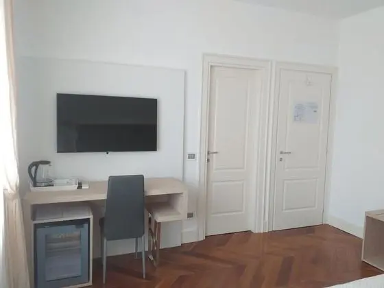 Superior Tek Büyük veya İki Ayrı Yataklı Oda (Reims)
