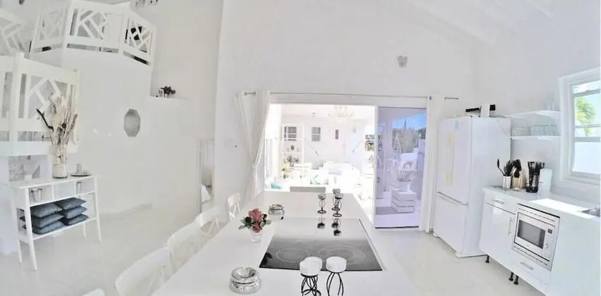 7 Bedroom Villa