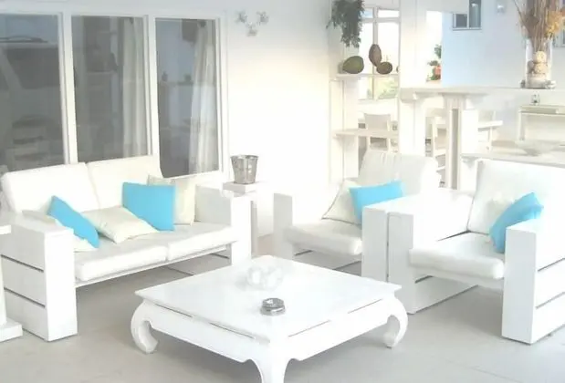 7 Bedroom Villa