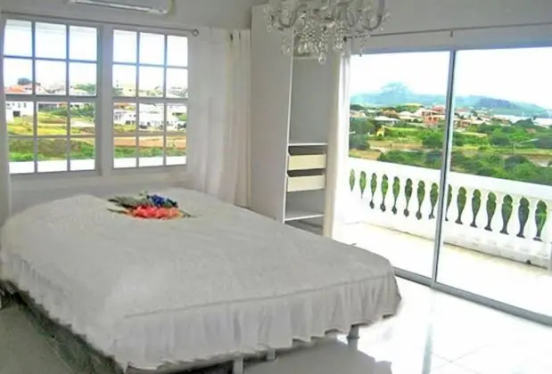 7 Bedroom Villa