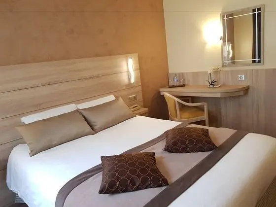 Superior Tek Büyük Yataklı Oda