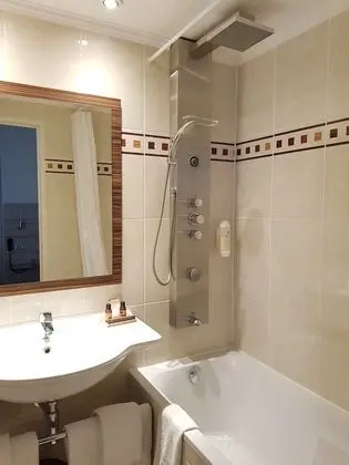 Superior Tek Büyük Yataklı Oda