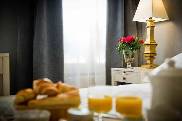 Classic Tek Büyük Yataklı Oda