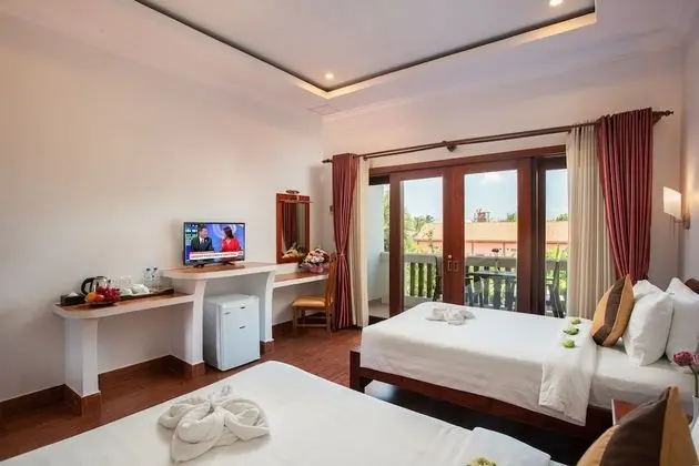 Deluxe Twin Room, Balcony, Pool View-Free Airport Pick up