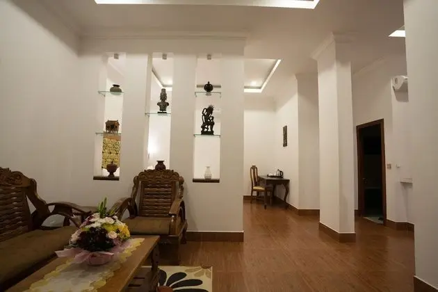 Family Suite 4 Adults, 2 Bedrooms-Free Airport Pick up