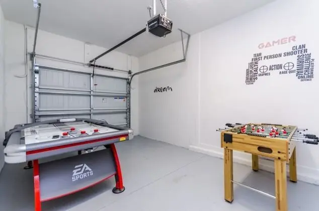 Villa (Champions Gate 5 Bedroom 5 Bathroom V)