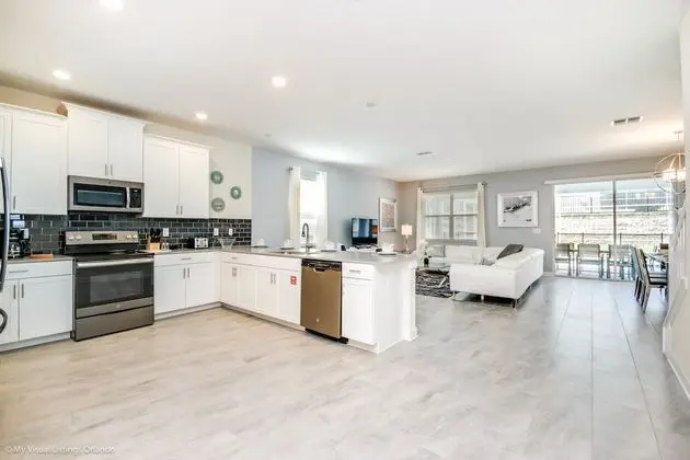 Villa (1580PD New Amazing Champions Gate 8 B)