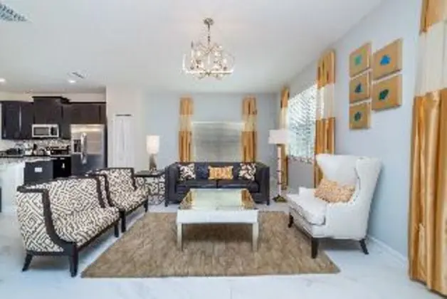 TOWNHOME