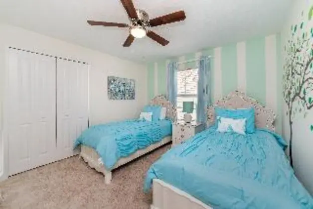 TOWNHOME