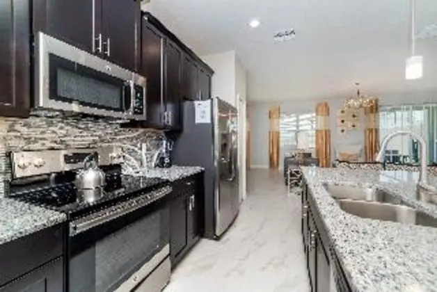 TOWNHOME