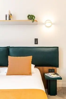 Standard Tek Büyük Yataklı Oda