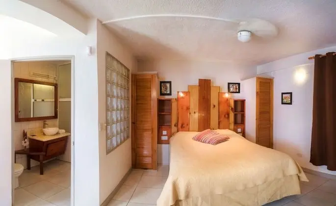 Comfort Oda, 1 Büyük (Queen) Boy Yatak, Deniz Manzaralı, Havuz Kenarı