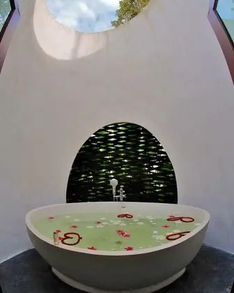 Tropical Pool Villa
