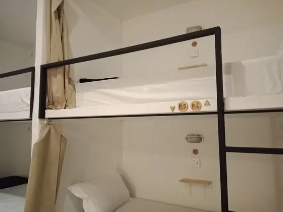 6-Bed Mixed Dormitory