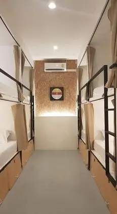 8-Bed Mixed Dormitory