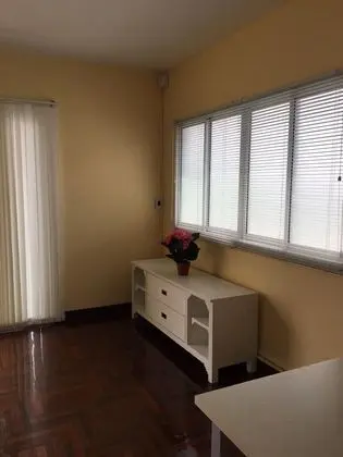 Üç Kişilik Oda