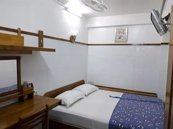 Tek Büyük Yataklı Oda, Ortak Banyo