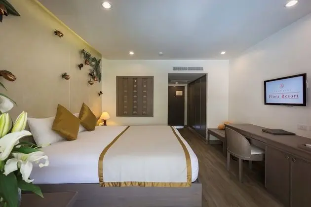 Deluxe Oda, Havuz Manzaralı