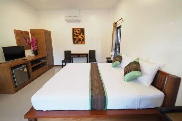 Standard Oda, Balkon, Bahçe Manzaralı