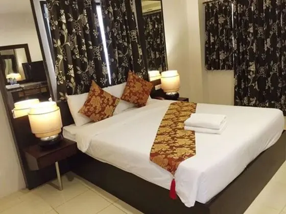 Double upper 4th floor