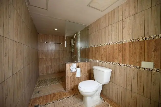 Double upper 4th floor