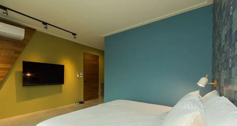 Economy Tek Büyük Yataklı Oda, 1 Büyük (Queen) Boy Yatak, Balkon, Avlu Manzaralı