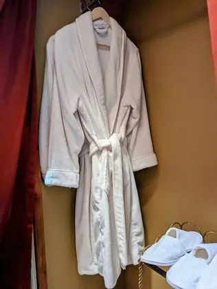 Grand Oda, 1 En Büyük (King) Boy Yatak