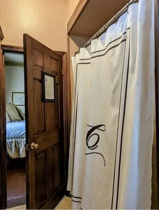 Grand Oda, 1 En Büyük (King) Boy Yatak