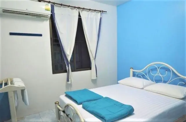 Private room, Shared Bathroom (Air condition)