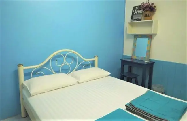 Private room, Shared bathroom (Fan)