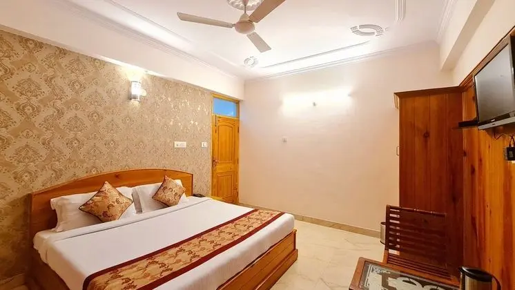 Superior Room with Balcony