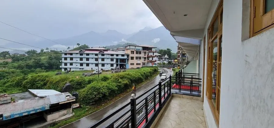 Superior Room with Balcony
